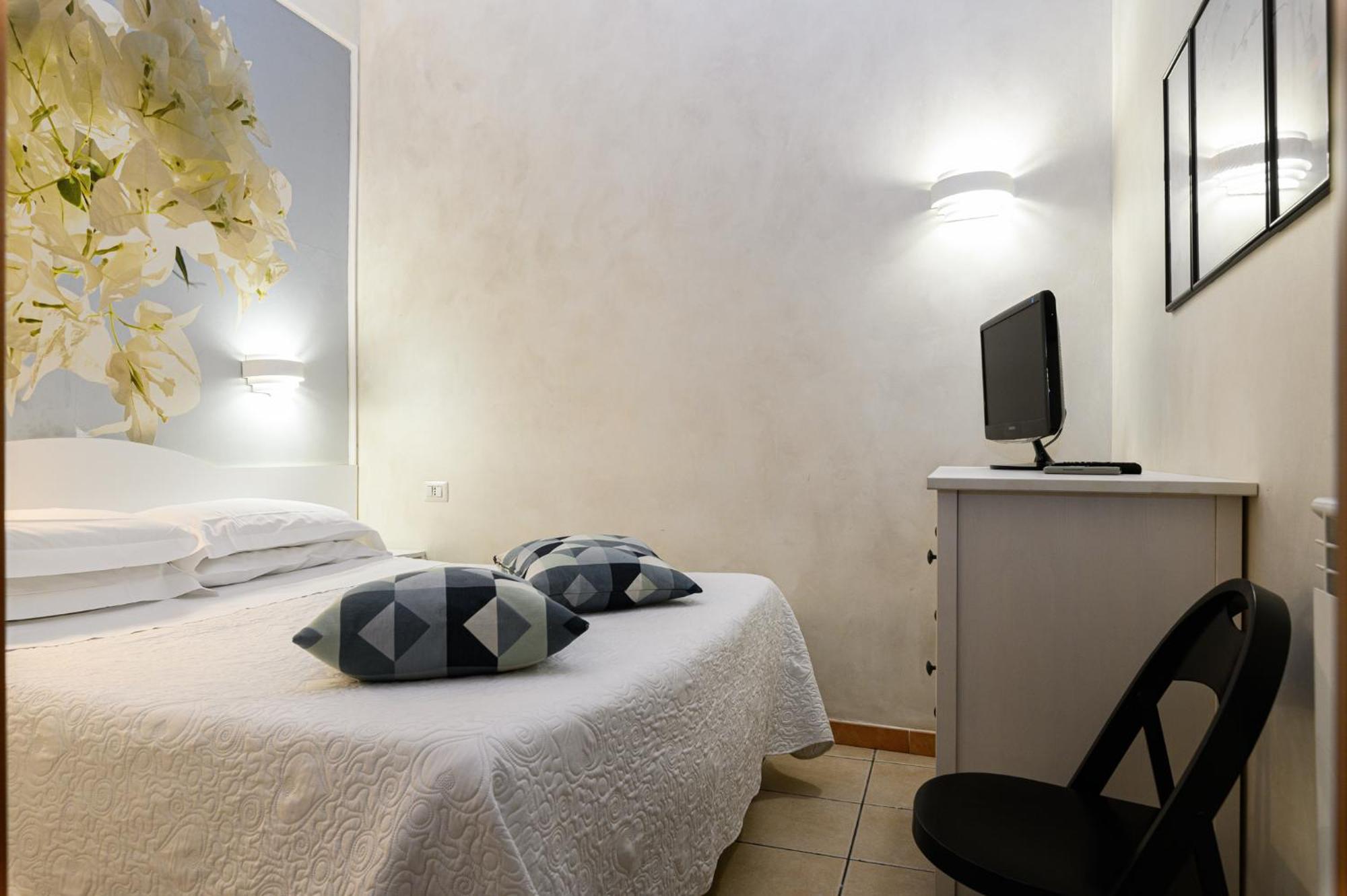 Apartment Julia Guesthouse Рим Екстер'єр фото